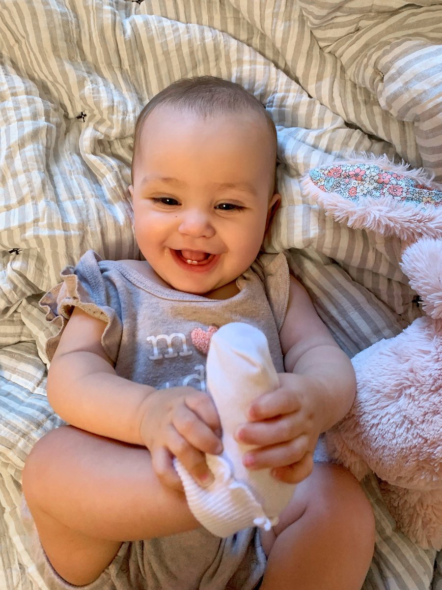 SuperHeartbeat's tweet photo. my little angel 🤍🫧 https://t.co/lt3N4YDM4Q