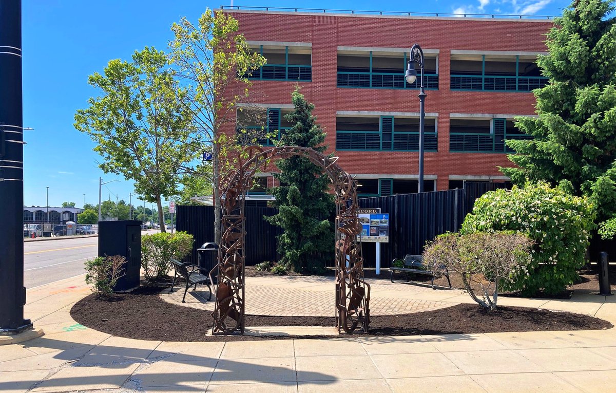 Our Downtown Services Team installed more art yesterday in #downtownconcordnh! "Earth Arch," by Joe Chirchirillo was installed at the intersection of Storrs St. &amp; Pleasant St. Ext. This is part of the #ArtonMain exhibit, organized by <a href="/concordchamber/">Concord Chamber</a> &amp; <a href="/CityOfConcordNH/">City of Concord, NH</a>. #ConcordNH