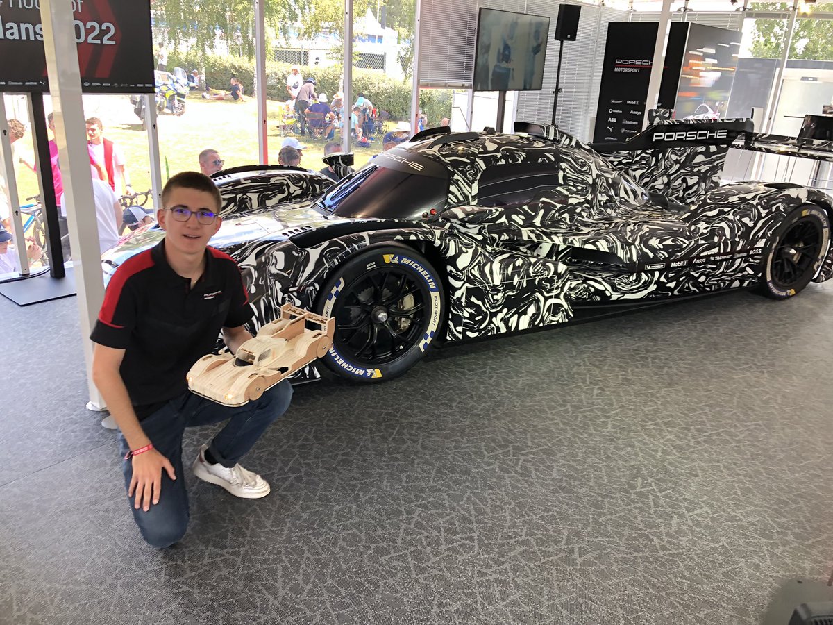 MorinJeanCharl2's tweet photo. @PorscheRaces @Michelin_Sport @TAGHeuer @Mobil1 @ANSYS @Team_Penske @FIAWEC @IMSA @24hoursoflemans @FelipeNasr @danecameron19 https://t.co/pYbDQC2dlF