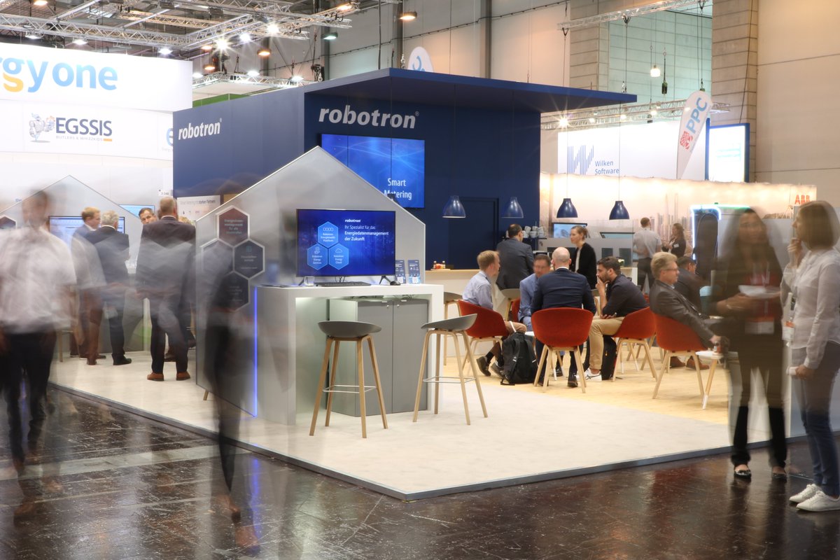 Robotron_DD's tweet photo. Ein erfolgreicher erster Messetag geht zu Ende! Vielen Dank @EworldEssen für diesen gelungenen Auftakt! Morgen geht's weiter! Wir freuen uns auf Sie in Halle 3 am Stand 248!
#Eworld2022 #messe #messehighlights #robotron #midatenmehrbewegen #software #it #digitalisierung #energie https://t.co/t1tw4Q1Wog