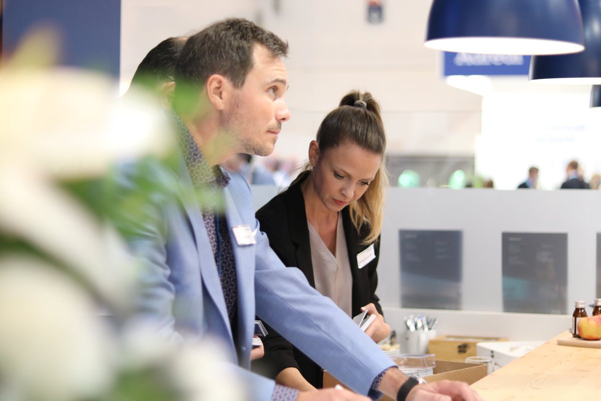 Robotron_DD's tweet photo. Ein erfolgreicher erster Messetag geht zu Ende! Vielen Dank @EworldEssen für diesen gelungenen Auftakt! Morgen geht's weiter! Wir freuen uns auf Sie in Halle 3 am Stand 248!
#Eworld2022 #messe #messehighlights #robotron #midatenmehrbewegen #software #it #digitalisierung #energie https://t.co/t1tw4Q1Wog