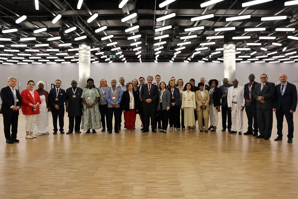 We are committed to more diversity at leadership levels.

A proud moment: For the first time in IFRC history, our newly elected Governing Board has a 53% majority of female members.

It took us 100+ years to get here, but with commitment &amp; perseverance change is possible! #RCRC22
