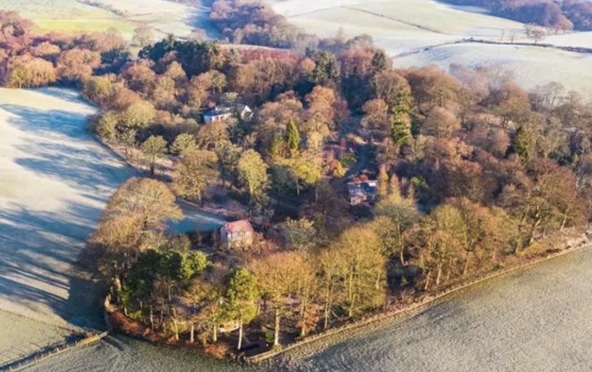 We're very excited to announce our first SHARE Interdisciplinary Residency, open to <a href="/RCS_TheExchange/">RCS_The Exchange</a> <a href="/RCStweets/">Royal Conservatoire of Scotland</a> <a href="/univofstandrews/">University of St Andrews</a> <a href="/StLeonards_PGs/">St Leonard's Postgraduate College</a> staff, postgraduates, recent graduates &amp; collaborators, to be held November 7-11 at Upper Woodburn. DM for more info. Please RT!