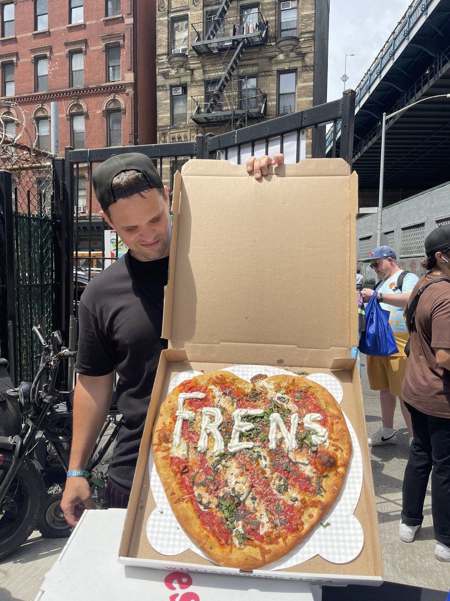 chistay (@christiedidit) on Twitter photo 