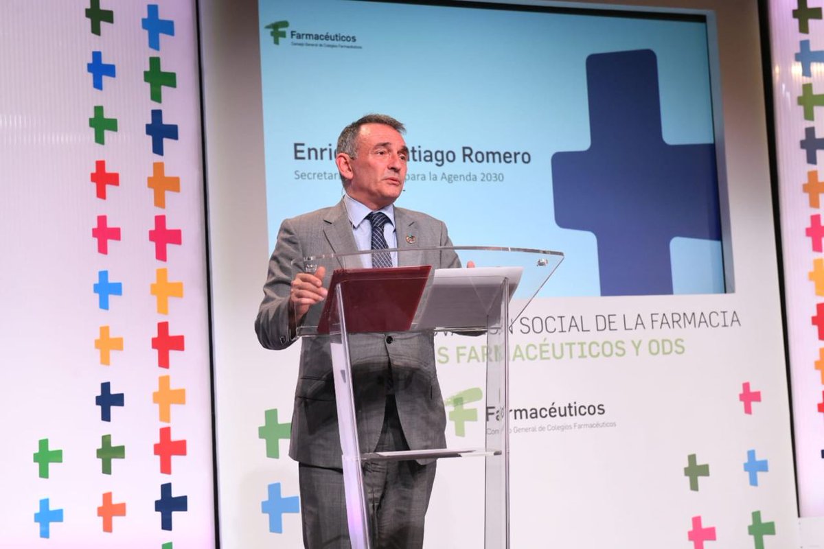 La función social de la farmacia ha sido imprescindible para España durante la pandemia y, en general, para garantizar la seguridad humana y la atención a colectivos vulnerables. Un placer inaugurar los I Premios #FarmaciaSocial del Consejo de <a href="/Farmaceuticos_/">Consejo General Colegios Farmacéuticos</a>