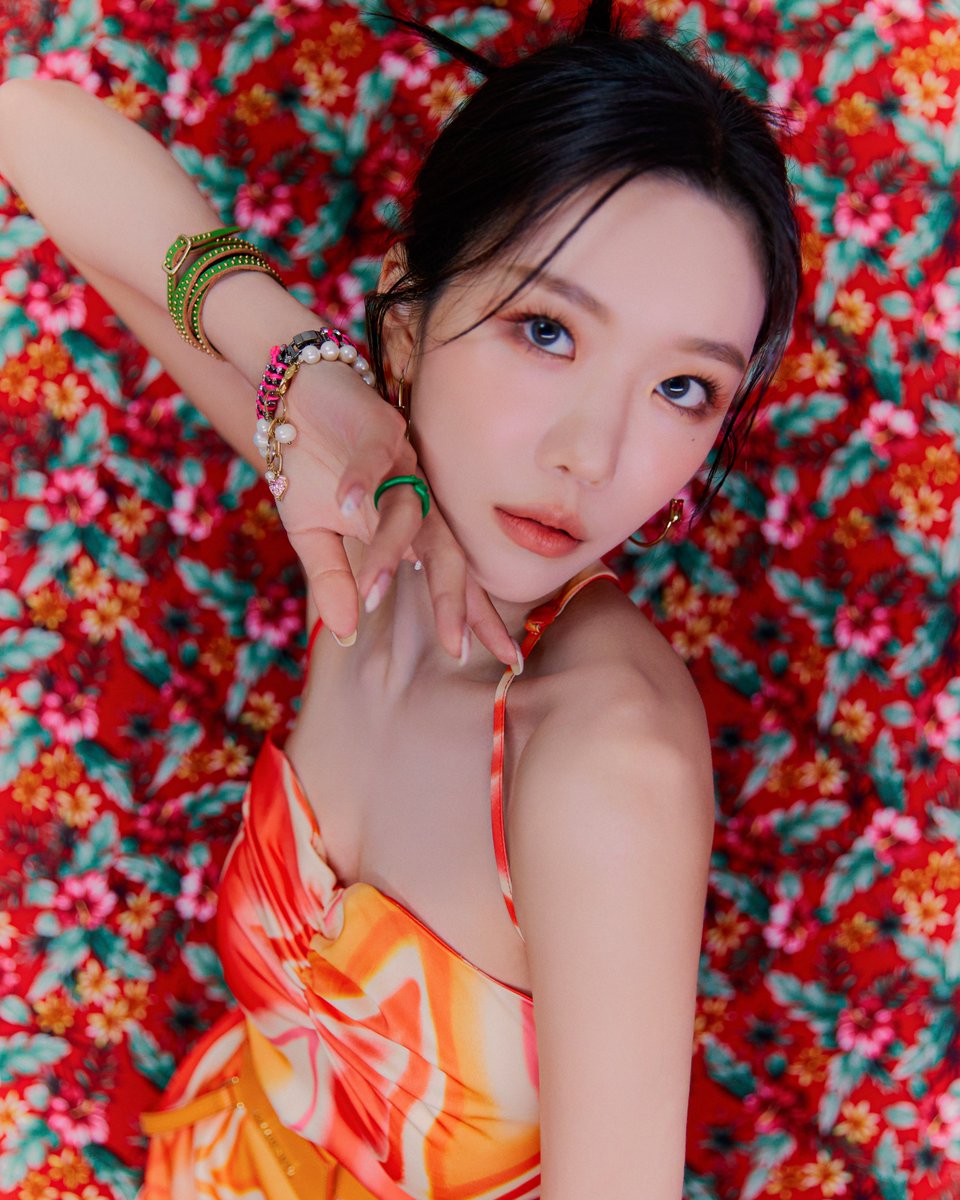 KpopperFanmulti's tweet photo. 📸 Divulgado fotos conceito Take 2 ver. do Especial Single Álbum #Sequence do grupo #WJSN que será lançado dia 5 de julho!
#WJSN_COMEBACK
#우주소녀_컴백
#WJSN_Sequence
#SEQUENCE_CONCEPT4
(+) https://t.co/cjTIqQRV8O