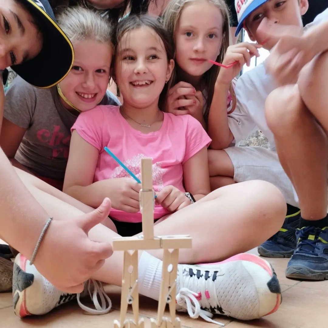 4EP terminan su convivencia de final de curso  en Villanúa 🏡
Tiempo para talleres, juegos y mucha diversión antes de despedirse  hasta el curso que viene. 🙂
#educacionprimaria 
#findecurso