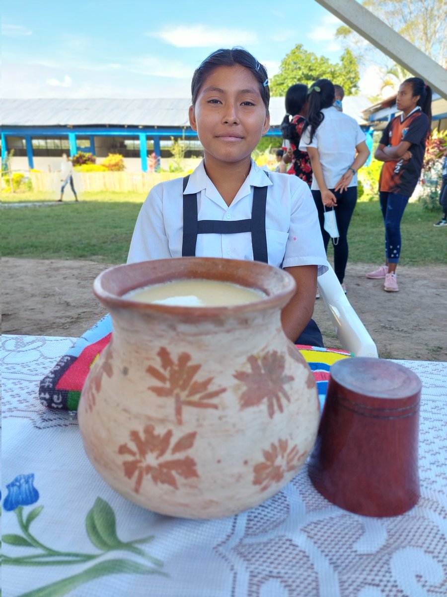 e_mvll's tweet photo. En la I.E N 0304 Mario Vargas Llosa, celebramos la fiesta tradicional de San Juan. La educación genera espacios para revalorar el espíritu de nuestros ancestros. @MineduPeru @MinCulturaPe @Midisjuntos https://t.co/hmDv4YrSAf