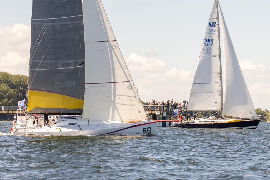 midsummer_sail's tweet photo. #midsummersail #wismar #toere #balticnonstop #yacht #segeln #sailing #agoradirect #yachting https://t.co/x6GMkfOsJ2