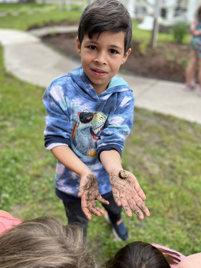 Mrs. Bondy tweet media