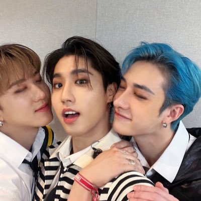 Fatalite_SKZ's tweet photo. 그냥 찬이가 멤버들 너무 사랑하는게 보일 때 마다 너무 가슴이 따뜻해진다... https://t.co/zDVWAMp8Tx