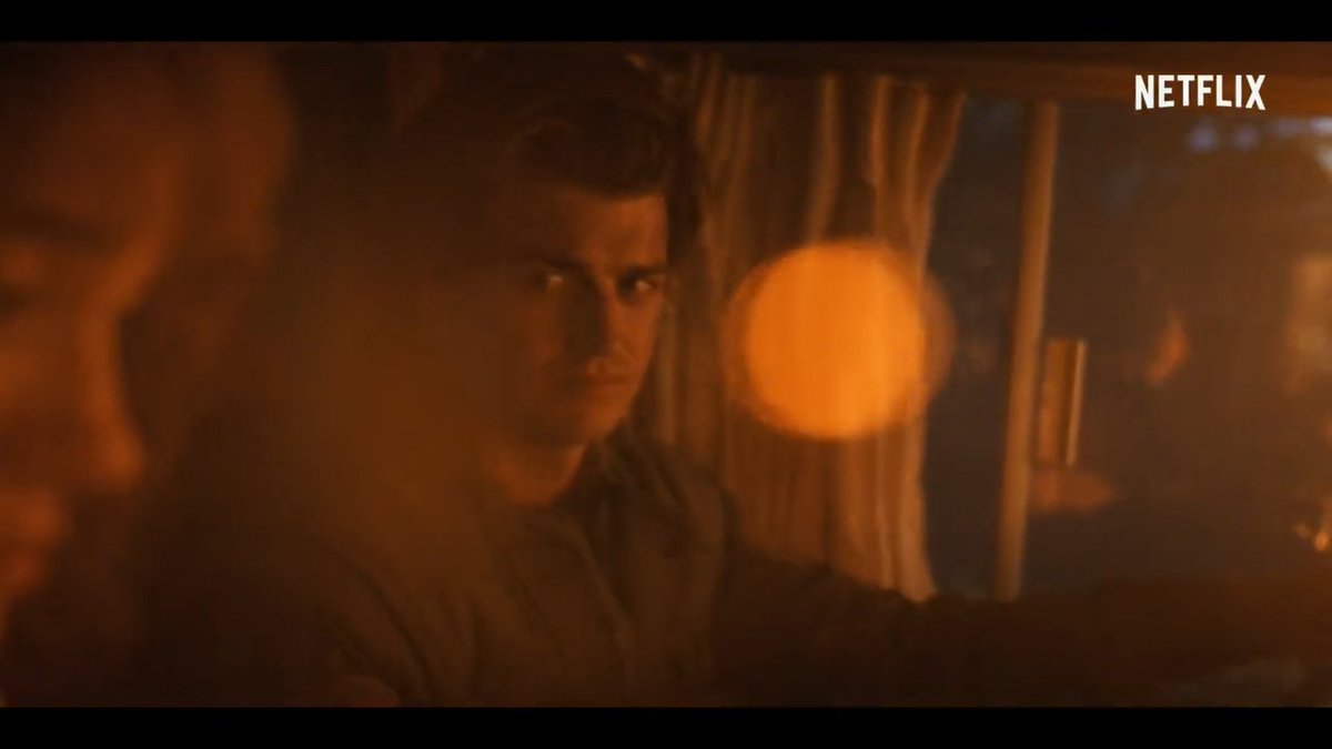 NoraSim_21's tweet image. does it ever drive you crazy, just how fast the night changes..