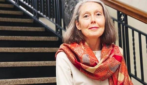 Birthday Anne Carson today: many happy returns. 