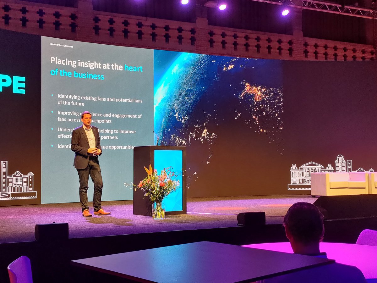 CJ_24K's tweet photo. An inspiring presentation from Matt Roberts of @FIAFormulaE at #IIeX Europe on how to research & understand fans
#mrx #marketresearch #iiexeu #insights #innovation https://t.co/mZFC2qNI3c