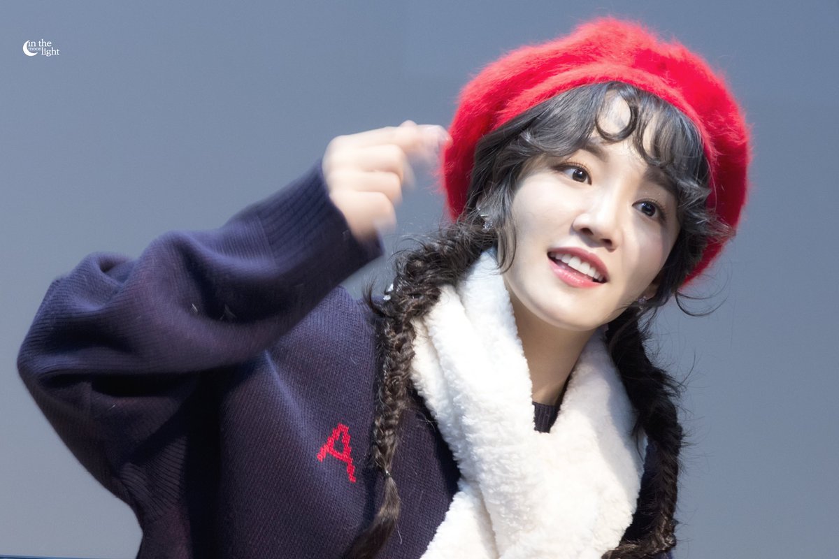 yholics_mine's tweet photo. 200112 윤하 팬사인회 
상암 에스플렉스센터 추가 3pic

#윤하 #UNSTABLEMINDSET

https://t.co/q8F2hGrDhR https://t.co/hznrOQEXJm