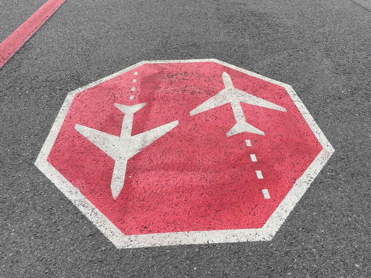 DLR_de's tweet image. #PioneeringAerospace: Das DLR betreibt die größte zivile #Forschungsflotte Europas. 🇪🇺✈️ Vier unserer "Arbeitsgeräte" werden auf der @ILA_Berlin 2022 im Außenbereich ausgestellt. 🤩 Im #StaticDisplay könnt ihr Euch auf folgende Flieger freuen: event.dlr.de/ila-berlin-air… #ILA22