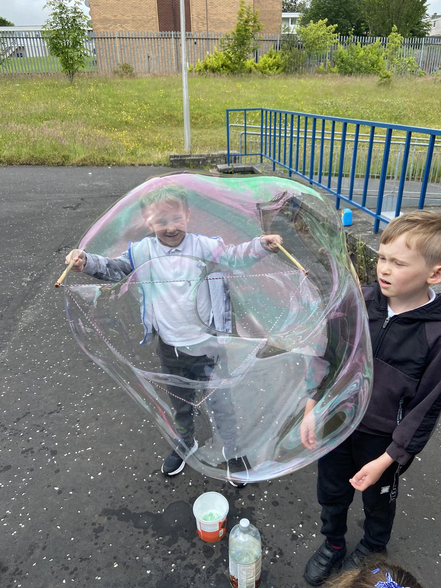 Mrs Lloyd (@mrslloyd_stt) on Twitter photo Fun learning about bubbles today. 😎 <a href="/LcscP2a/">P2a SMOS LCSC</a> Fun learning about bubbles today. 😎 <a href="/LcscP2a/">P2a SMOS LCSC</a>