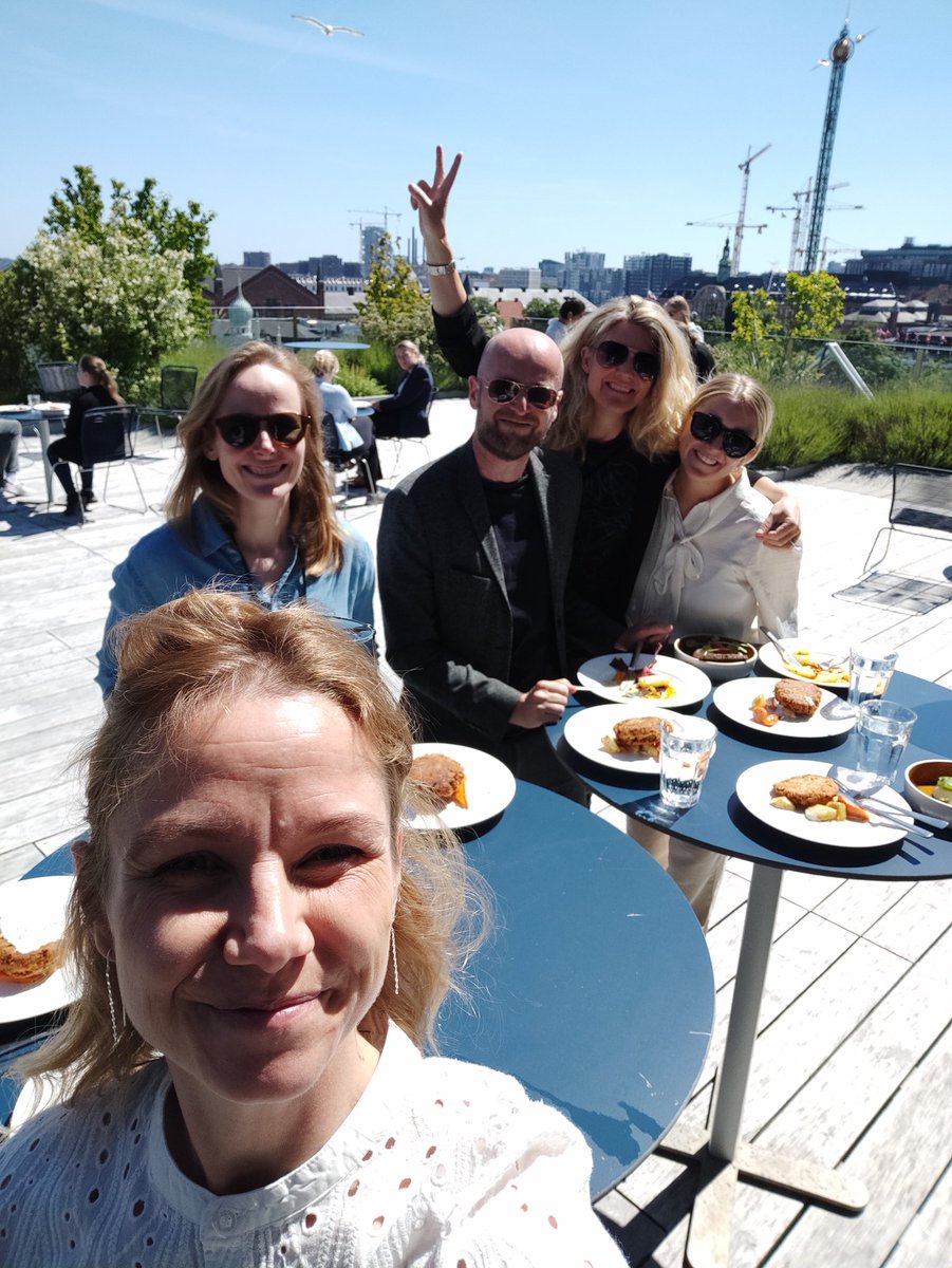 sasdupont's tweet image. Første dag i @DanskIndustri. Det bliver så godt ☀️ #jobnyt