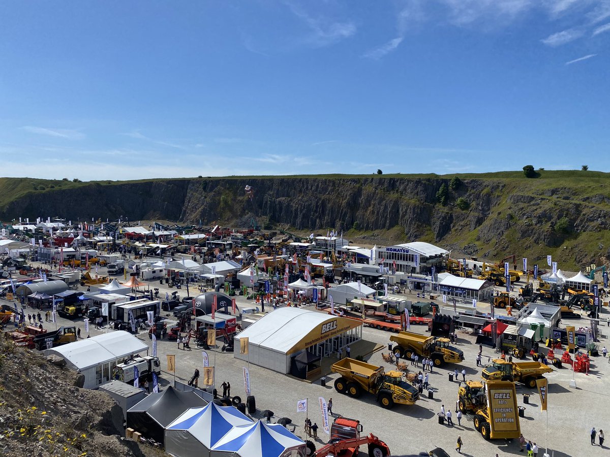 A good day <a href="/hillheadshow/">Hillhead</a> show in the sunshine #aftersun