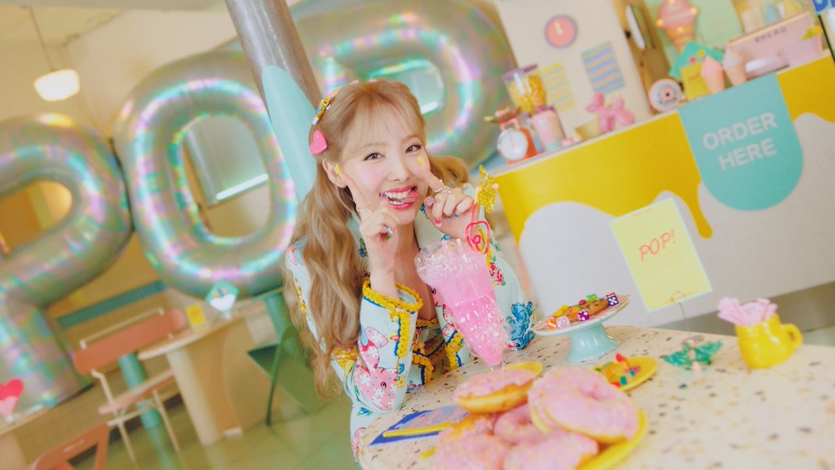 NAYEON "POP!" M/V Teaser 1

❤YouTube: youtu.be/gFVDsrnsiRo
💚NAVER TV: tv.naver.com/v/27479742

📌"IM NAYEON" Pre-save &amp; Pre-order
NAYEON.lnk.to/IMNAYEON 

#TWICE #트와이스
#NAYEON #나연 #IM_NAYEON #POP❣