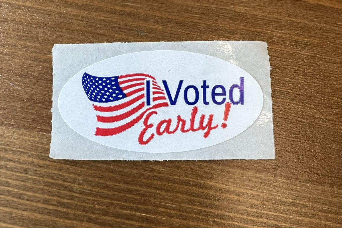 jd_squaz's tweet photo. Illinois friends: Don’t forget our primary is June 28! Early voting open now. #vote #Illinois #voteearly https://t.co/7NudUcF7L8