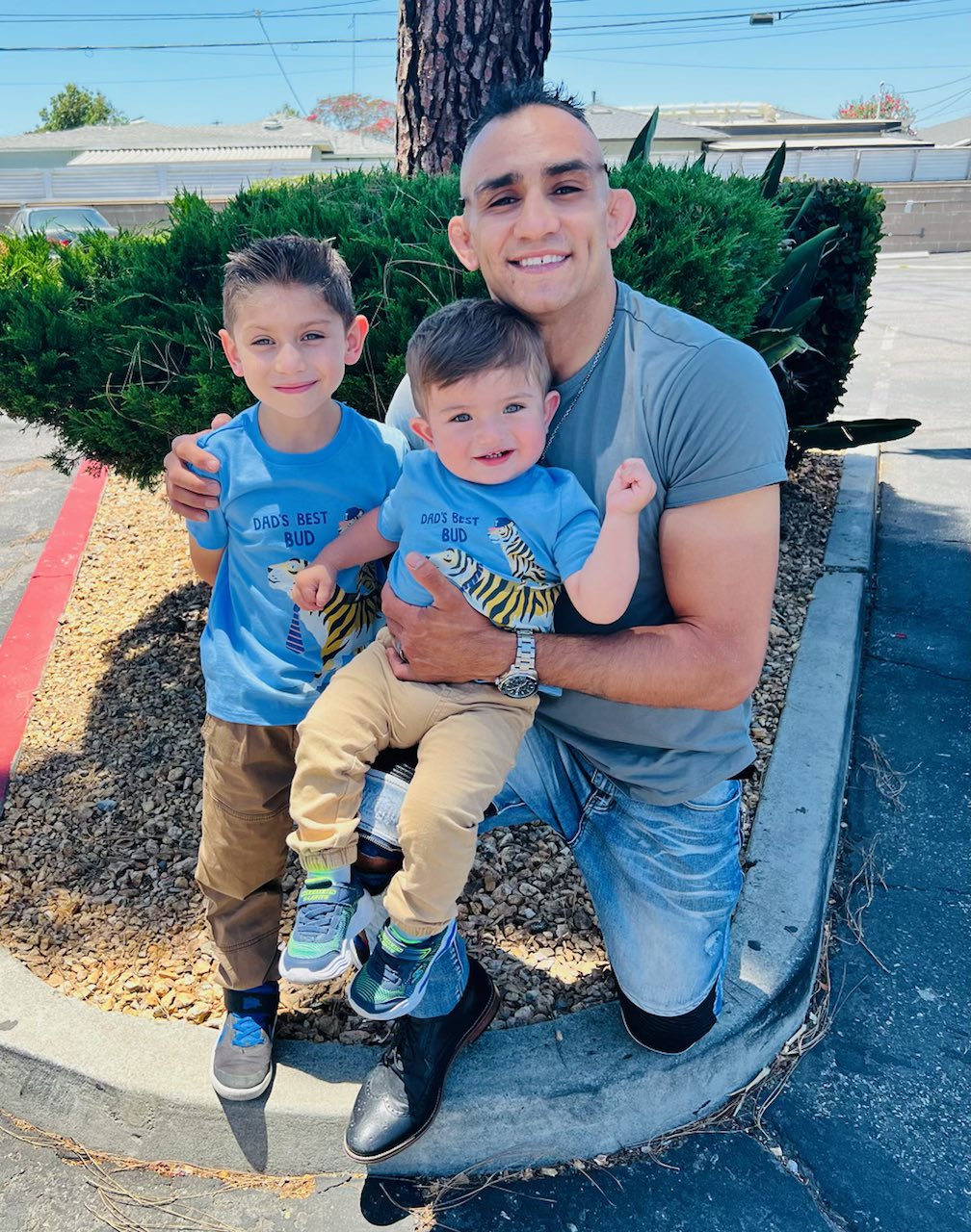 Tony Ferguson on Twitter: "“Fathers🙏Day” Daddy Loves❤‍🔥You Both My Blue💙Eyed Baby💚Boys -XTA2– Hometeam 🇺🇸🏆🇲🇽 # Thankful 🙏 For My Sons Thank✝God Armand⚾Anthony &amp; Angel🧢Anthony https://t.co/BrL1HLfO3h" / Twitter