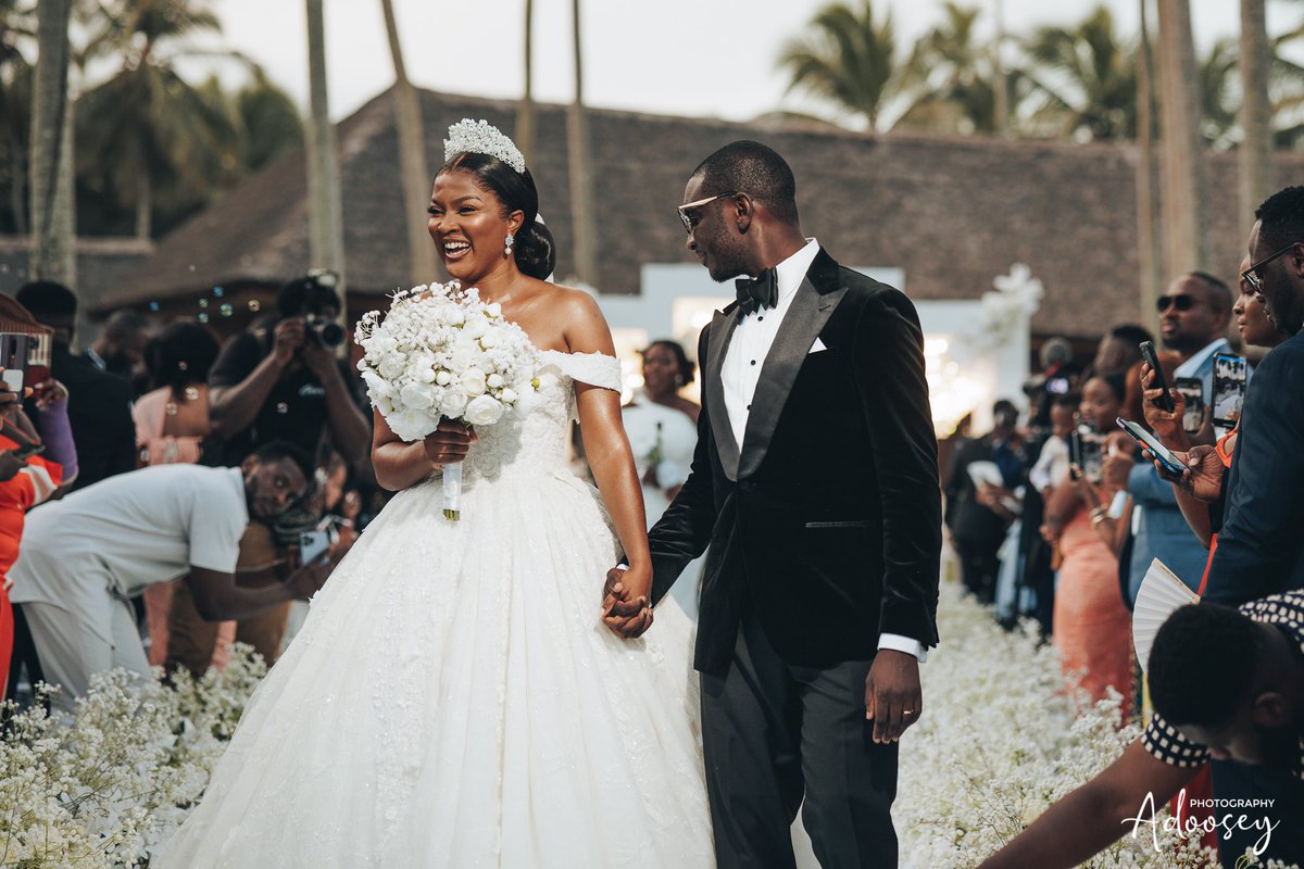 jdadoosey's tweet photo. The Ayyrian Xperience shot by yours truly😍❤️

Kindly RT my next wedding client could be on your TL
#shotbyadoosey #theayyrianxperience https://t.co/MPaszCCSEW