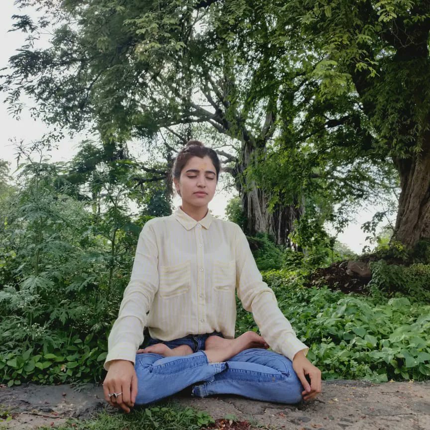 ChitraShuklaOff's tweet photo. I feel Yoga is the best source of life to connect Lord Shiva in different way with all your senses. #happiest #internationalyogaday to all #yogi
Everyone must do to experience better life. #yogaday #beyogi #enjoylife
Who do.... #keepdoing
Who dont.#startfromtoday #chitrashukla https://t.co/DfOswpHXni