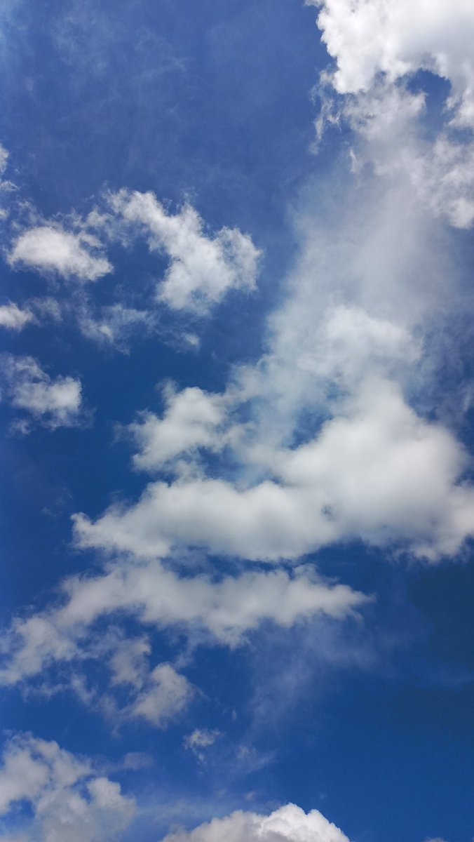 skym00d's tweet photo. @convomf my skies https://t.co/wC5RCh0T36