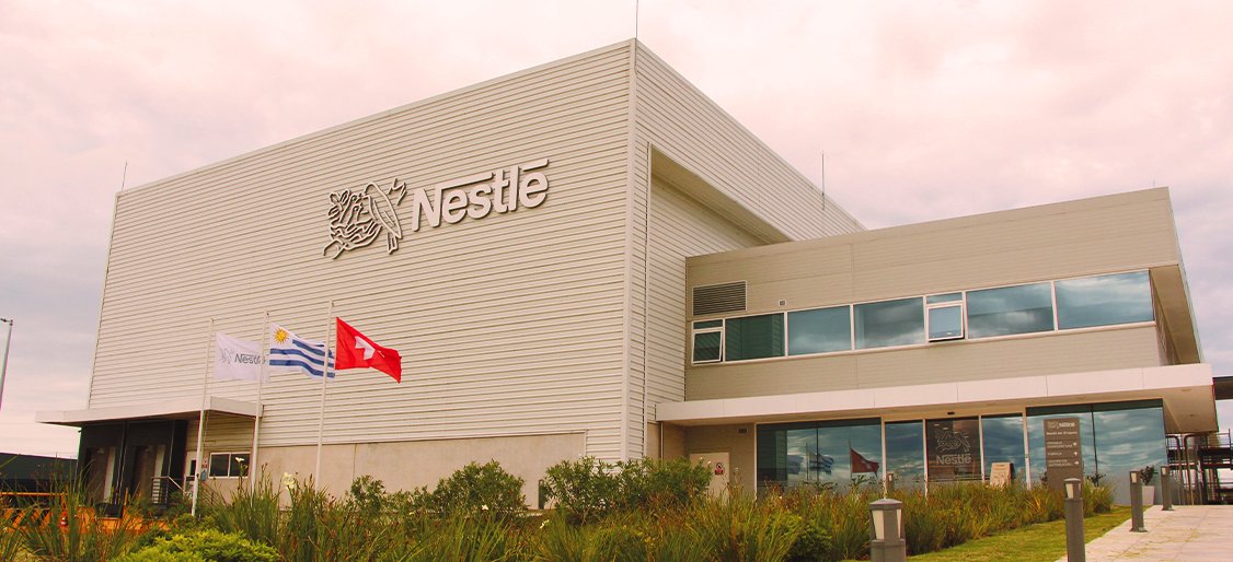 #INVESTMENTS 🆕 | <a href="/Nestle/">Nestlé</a> invests US$ 35 million in #Uruguay positioning it as a coffee hub that supplies the world.

The company, with 45 years of successful operation in the country, expanded its model from local to exporter.

Info ⬇️ bit.ly/nestle-invests…