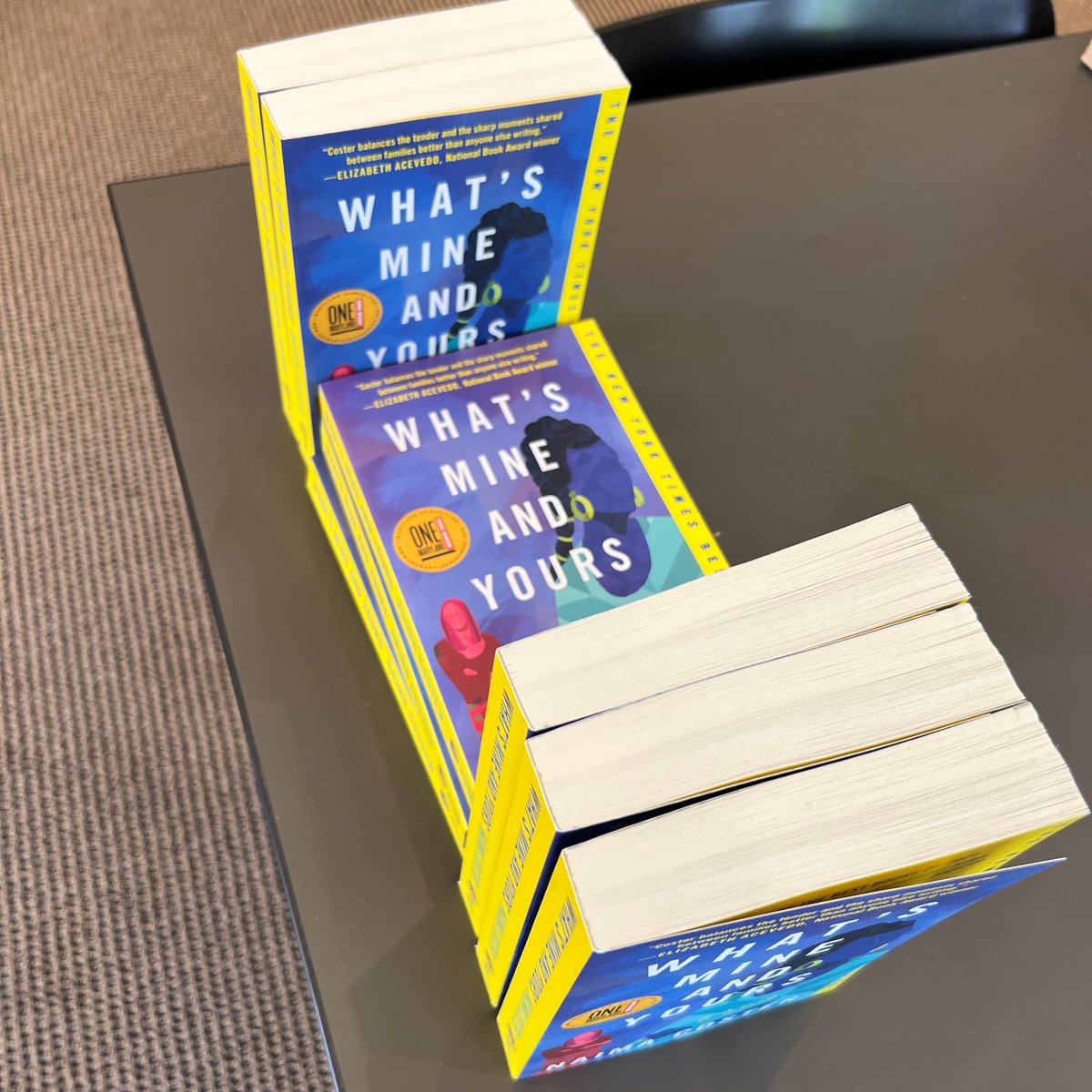 MDhumanities's tweet photo. Start your own (in-person or virtual!) workplace #bookclub! Sign up for our #LitLunch program & be entered for a chance to win a set of our #1MD1BK pick by @zafatista. #MDReads
https://t.co/eUxwe7ScGD https://t.co/AHB5H9pA8q