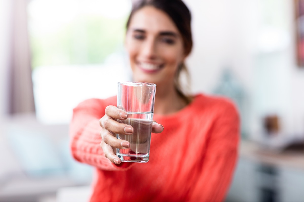 reponsesbio's tweet photo. Depuis l'ère de la pasteurisation, l'eau que nous consommons, qu'elle vienne du robinet, des aliments ou de bouteilles, est morte. Sa dynamisation est primordiale pour éviter une régression de la santé humaine. https://t.co/iZk4zJ0LeC https://t.co/XoYmBFSqOC