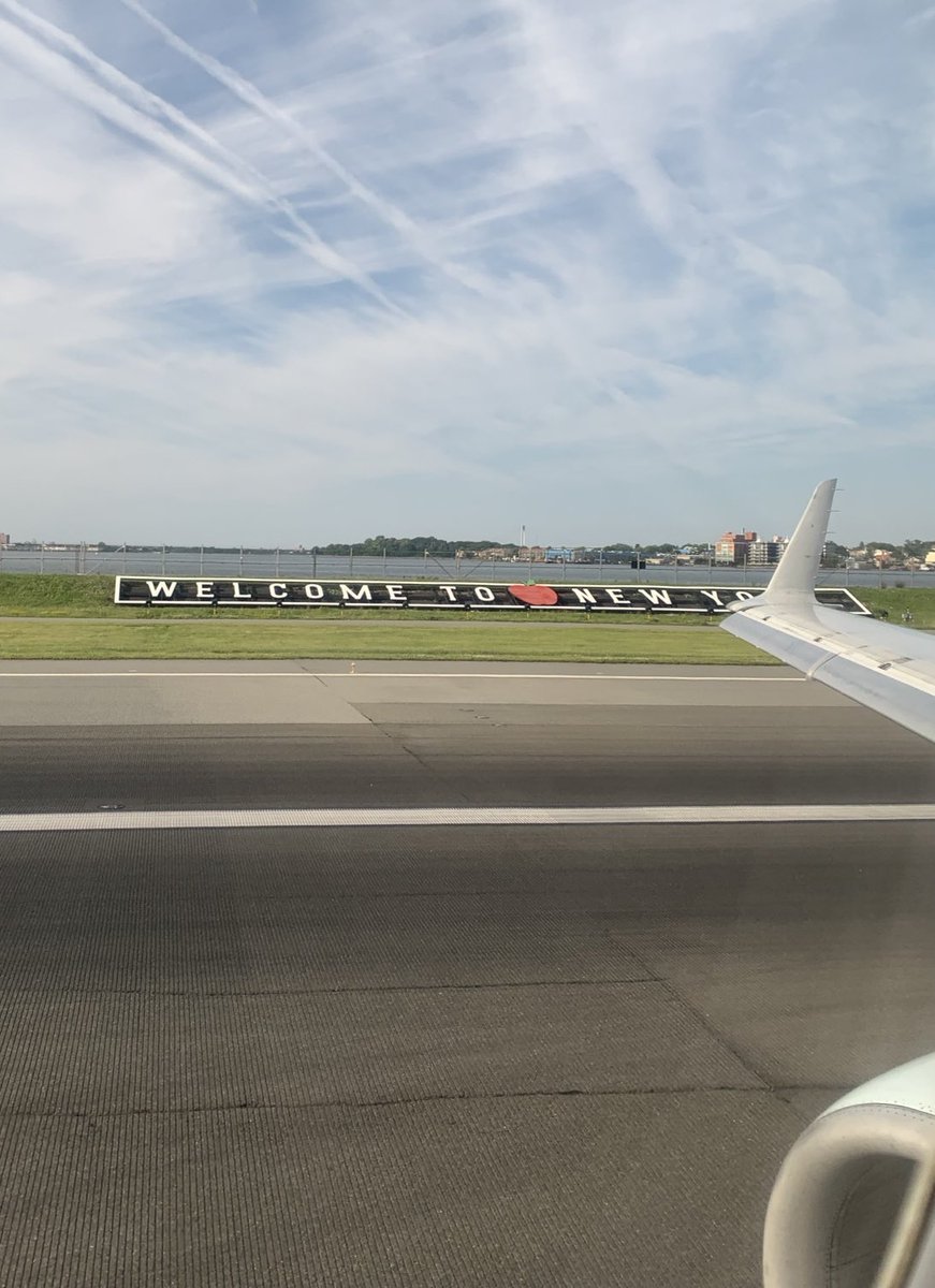 Came for the food, but good to see you guys  #nftnyc ⁦<a href="/psychanon/"></a>⁩ ⁦<a href="/takashipom/">takashi murakami</a>⁩ ⁦<a href="/doodles/">doodles</a>⁩