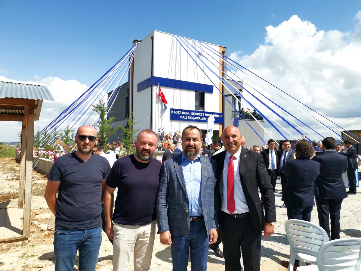 Yönetim Kurulu Başkanımız Oğuz Fındıkoğlu ve Odamız Yönetim Kurulu Üyeleri, Kastamonu Serbest Muhasebeci ve Mali Müşavirler Odası yeni hizmet binasının açılış törenine katıldı.