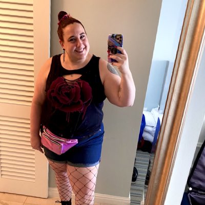 CosmicMerrmaid's tweet photo. @MotleyCrue concert last weekend🖤 https://t.co/q7ZjPO3pii