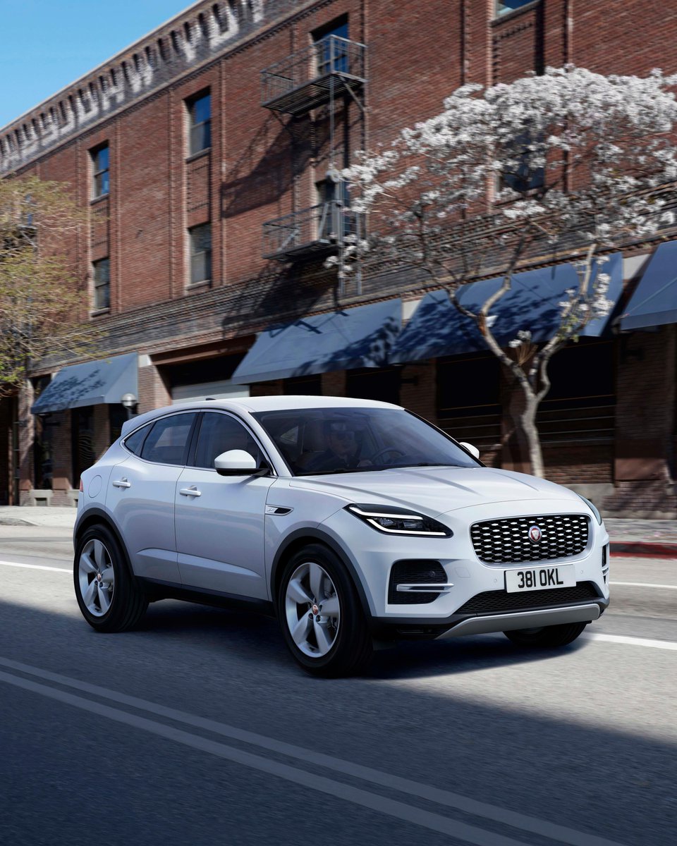 SturgessCarsLtd's tweet image. 0-80% charge from as little as 30 minutes and an all-electric range of up to 68km.

Effortlessly switch between petrol and electric driving with Jaguar E-PACE electric hybrid.

Learn more:

➡️ pos.li/2kwdlt

#jaguar #epace #jaguarepace #electric #hybrid #phev #leicester