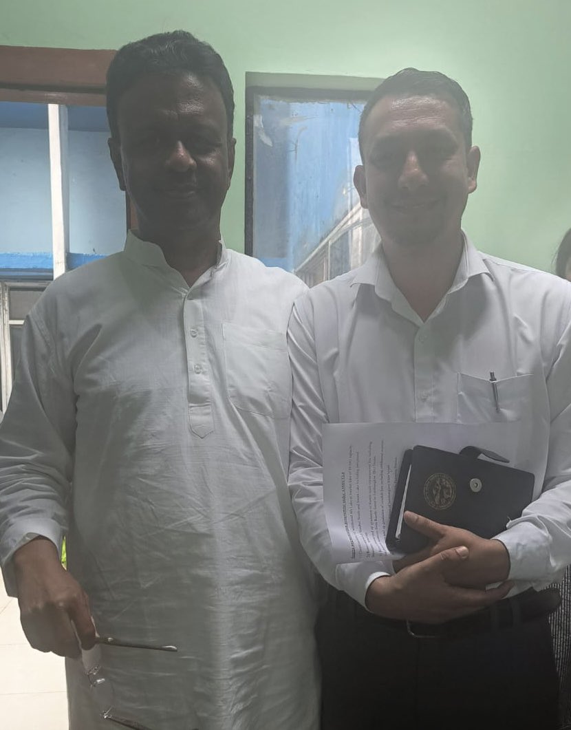 djmunicipality's tweet photo. Chairman Sri Ritesh Portel, met with Minister in- charge, Urban Development and Municipality Affairs and Mayor of Kolkata, @FirhadHakim 
in Kolkata. The chairman, discussed various issues related to Darjeeling with Honourable Minister. https://t.co/XnypapnEMh