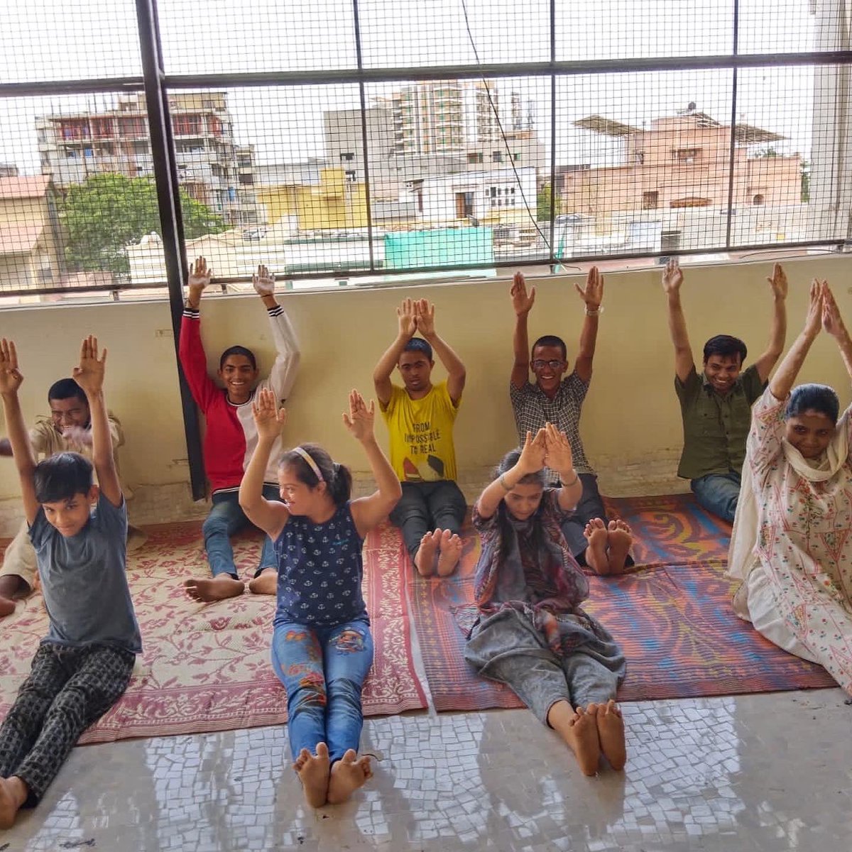 SamerthTrust's tweet photo. Happy International Yoga day from our children from Samerth Talim Kendra , Ahmedabad! #InternationalDayofYoga #gcsra #baaldan #ashaforeducation https://t.co/LteMKnWMop