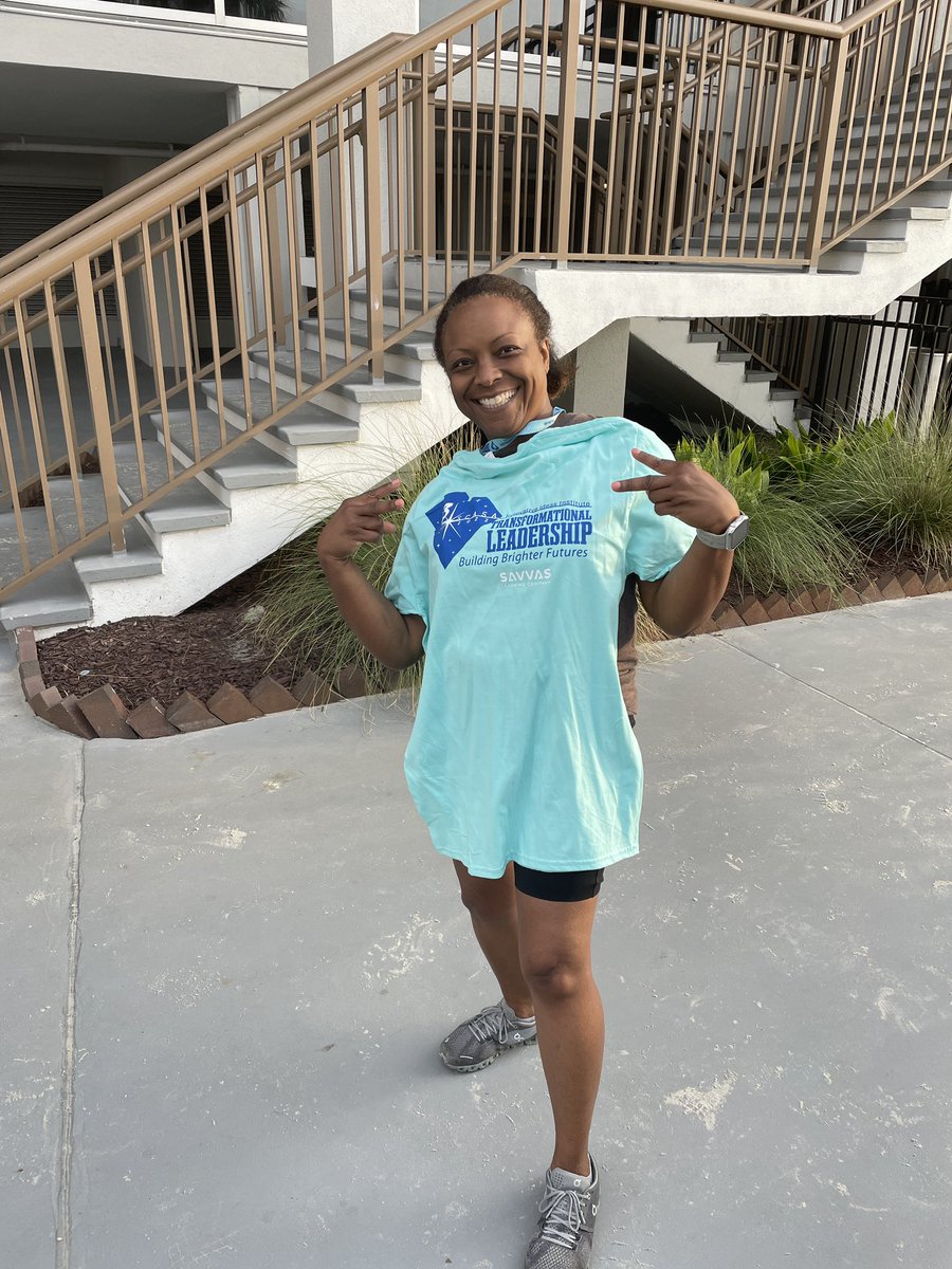 msAPG17's tweet photo. What were you doing this morning at 5:30AM?!?! Betcha weren’t participating in a 5K along the ocean!! #SCASAi3 #leadinglikeabobcat #anothergratefulopportunity https://t.co/CLSwQ1vx9T