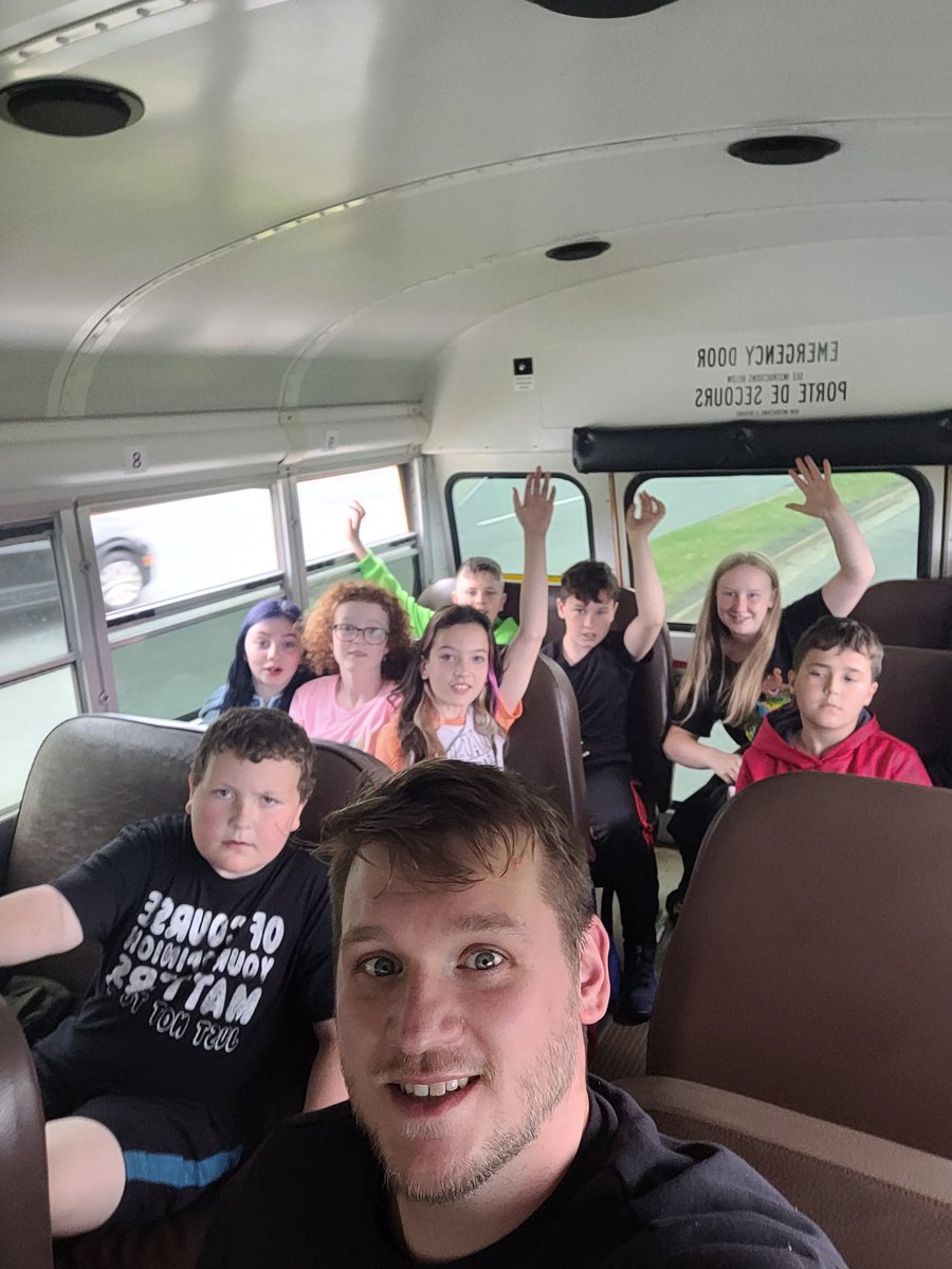 MikeBarbourSTEM's tweet photo. The primary  elementary class @dunneacademy had a blast going to Plaza Bowl in St.Johns today!

Special thanks to @OfficialOZFM for the shout out and the back to back @edsheeran! The students loved it! 

#bowling #fieldtrip #teaching #learning #RadioShoutOut https://t.co/PqN41GgMch