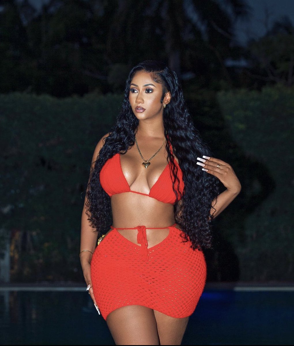 Mbali Biach tweet media