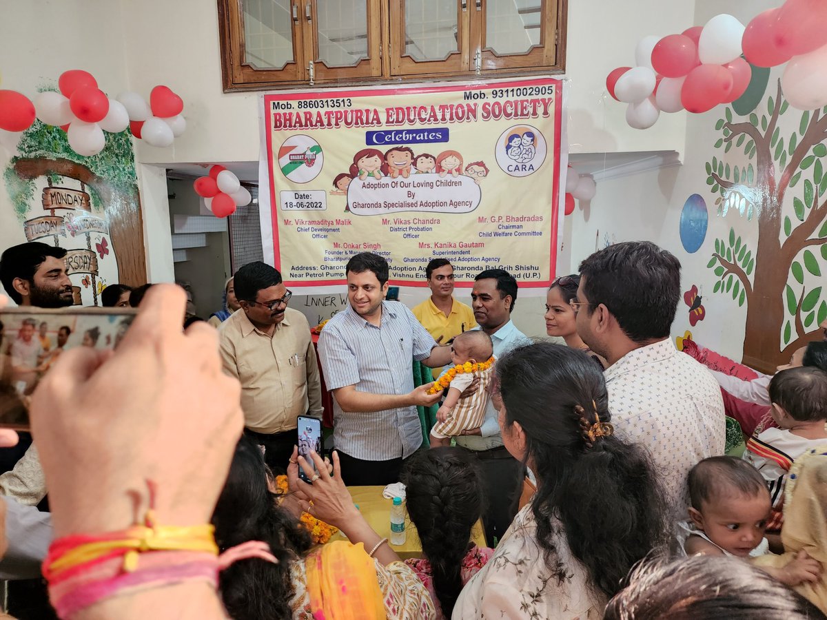 घरौंदा विशेषीकृत दत्तक ग्रहण इकाई से 7 बच्चों को प्री एडॉप्शन में उनके भावी माता पिता को दिया गया। सहारनपुर और मेरठ मंडल की पहली इस इकाई में आयोजित एक भव्य कार्यक्रम में विभिन्न जनपदों के भावी माता पिता के द्वारा बच्चों को गोद लिया गया। <a href="/dm_ghaziabad/">DM Ghaziabad</a> <a href="/CMOfficeUP/">CM Office, GoUP</a> <a href="/ChiefSecyUP/">S.P. Goyal, Chief Secretary, GoUP</a>