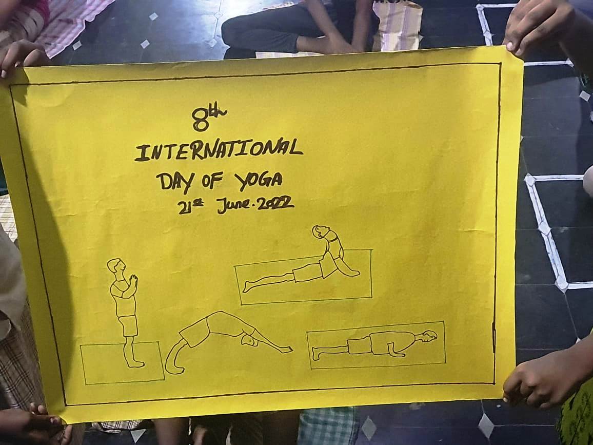gdunasekar's tweet photo. CSC THIRUVALLUR_DISTRICT
VLE ID : 512624670011
Name: Dunasekaran
Celebrated the 8th International Yoga Day
@moayush
@CSCegov_
@CSCSPV_Health
@PmgdishaD 
@csc_south
@dintya15
 
#CSCYoga
 #512624670011Y2022
#YogaForHumanity 
#MyYogaMyPose 
#AzadiKaAmritMahotsav https://t.co/OPgoOHVFYR