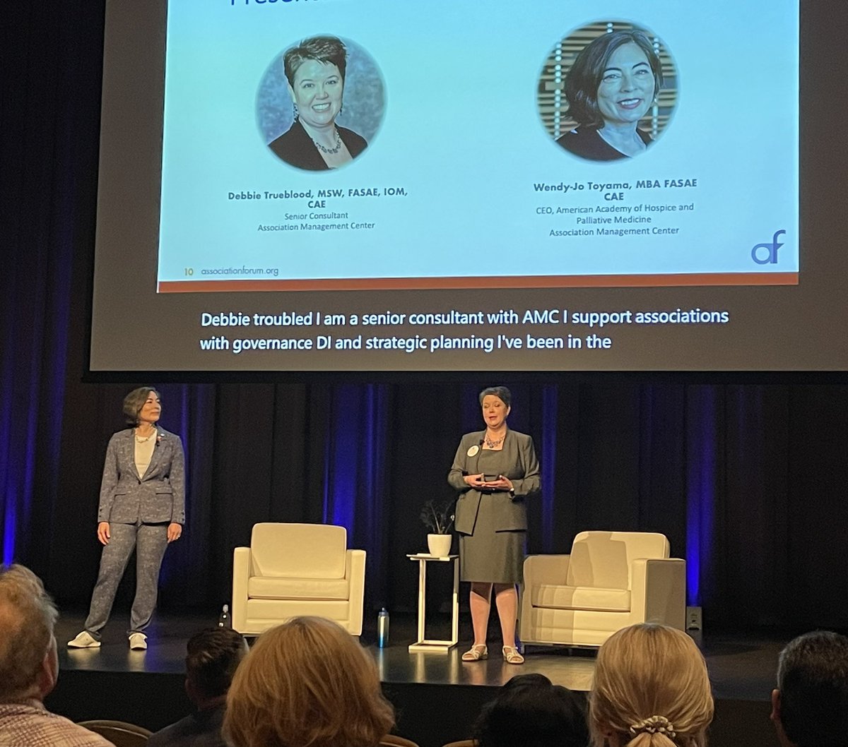 ssmithAMC's tweet photo. @AssocForum #ForumForward opening keynote by @connect2amc colleagues Wendy-Jo Toyama and Debbie Trueblood regarding lessons learned and ways association professionals can work together  to operationalize DEI within associations. Inspiring and informative! https://t.co/5QVC6uKjul