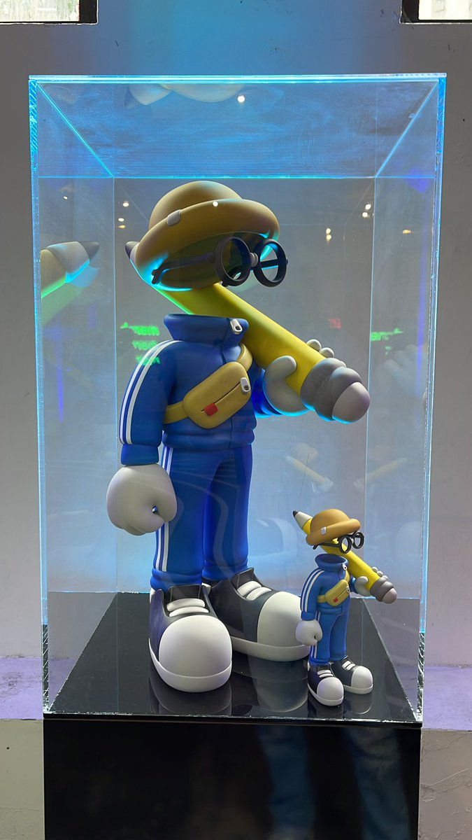 <a href="/InvsbleFriends/">Invisible Friends</a> yooooooooo