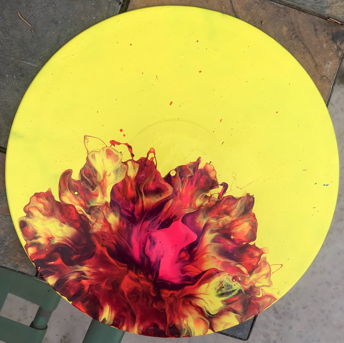 This is my first yellow background guys! 🌼 Now available through my DMs 🌷