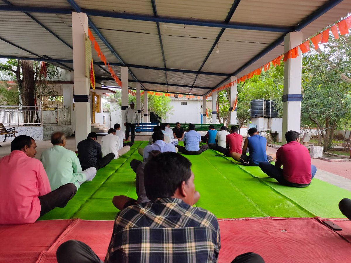Niks9673's tweet photo. #CSCIDY2022  
NIKHIL Kumar Singh
@Niks9673 
@dintya15
@moayush   
@CSCegov_ 
@CSCSPV_Health  
 @cscchhattisgarh
#MyYogaMyPose 

*#CSCID 138904860015
state chhattishgarh district surajpur *#Y2022*   
 *#AzadiKaAmritMahotsav https://t.co/Ai1lgzIvmU