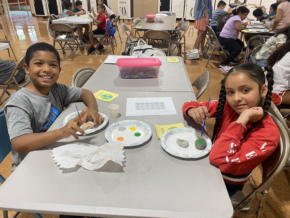 MissFreesRSD's tweet photo. Today we learned about Puerto Rico and some of the ancient symbols they used to paint on rocks and caves. Check out some of our own painting! #rsdproud https://t.co/gEHutTShBx