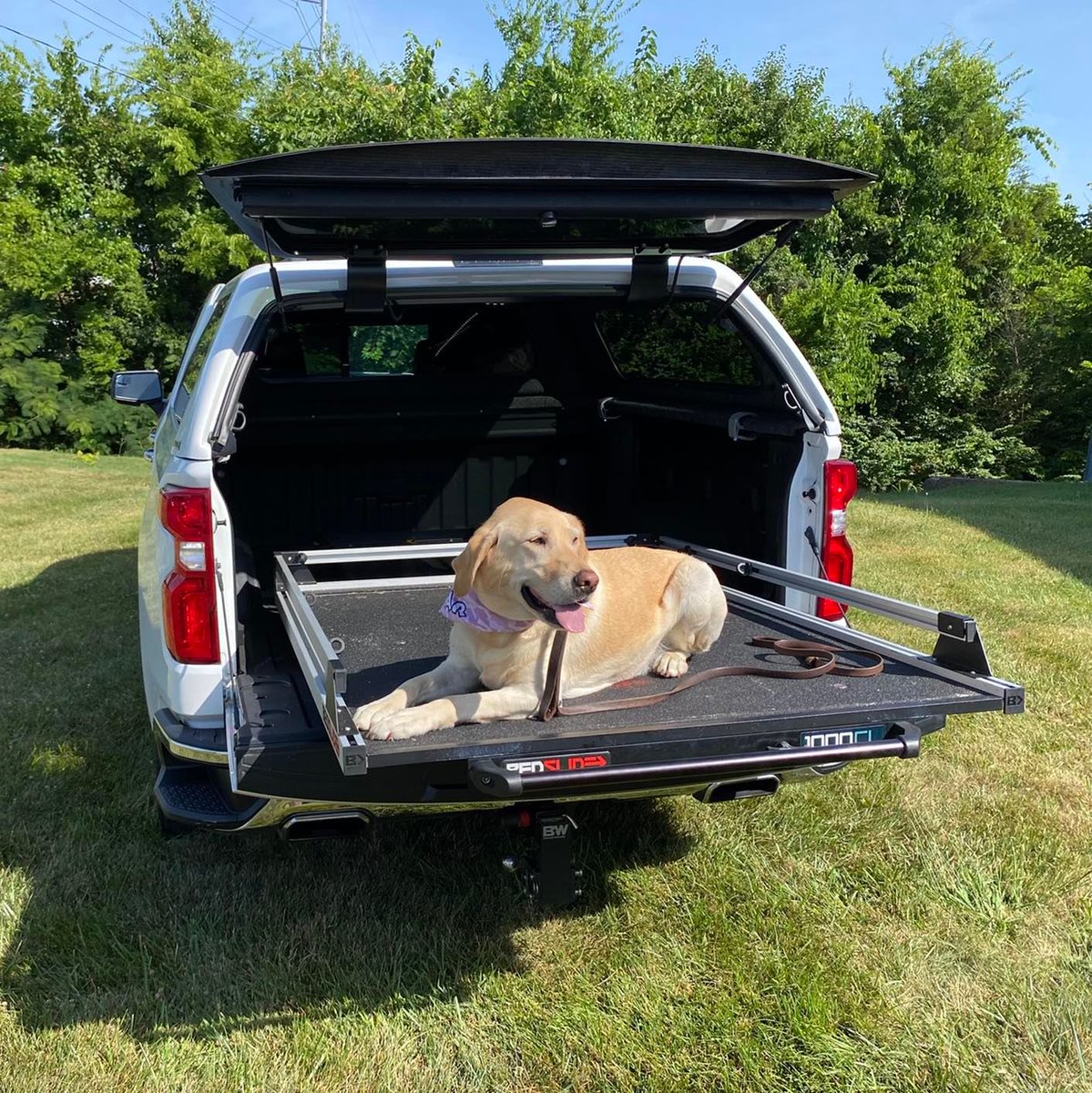 PhoenixCnvrsns's tweet photo. Star is asking, "Is your Truck ready for Summer?"
.A.R.E Z2 Truck Cap
.Bedslide 1000 Classic
.Amp Research Standard PowerStep running boards
.Patriot spray on liner
.Tinted windows
#chevysilverado #arecaps #bedslide #amprunningboards #patriotliner #whenithastobethebest https://t.co/Hkl7xrNqqW
