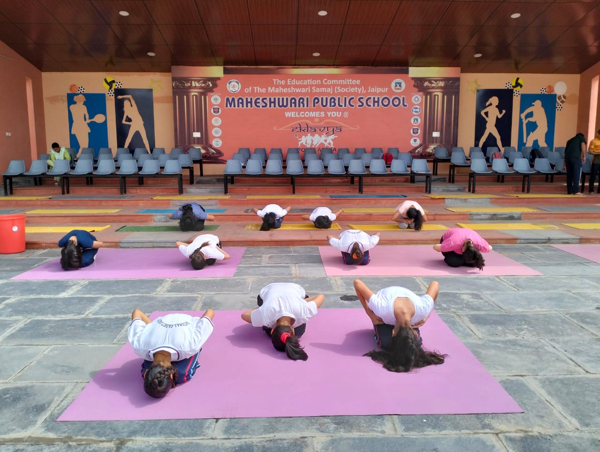 KopalSingh17's tweet photo. #yogaday2022 https://t.co/5j6QSSTAzU
